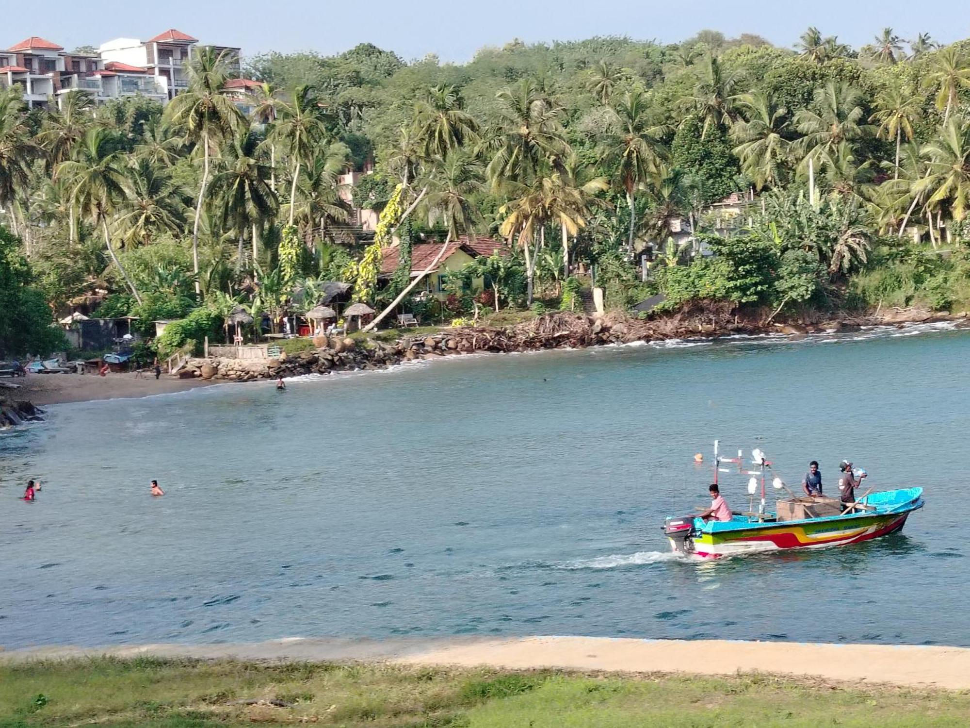 Surf Paradise Tangalle Eksteriør bilde